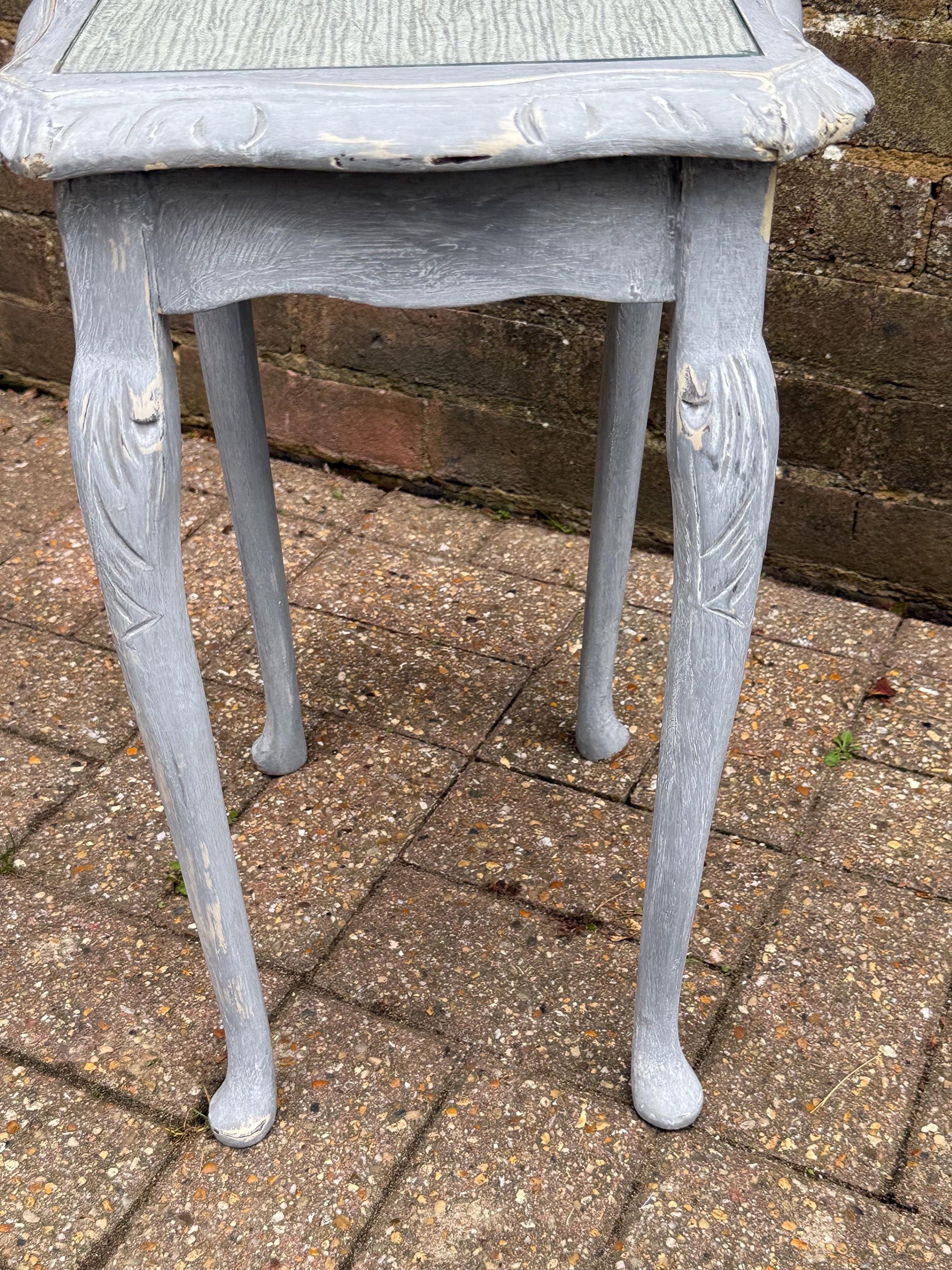 Delightful vintage shabby chic grey painted table - plant stand, lamp table, side table, small table