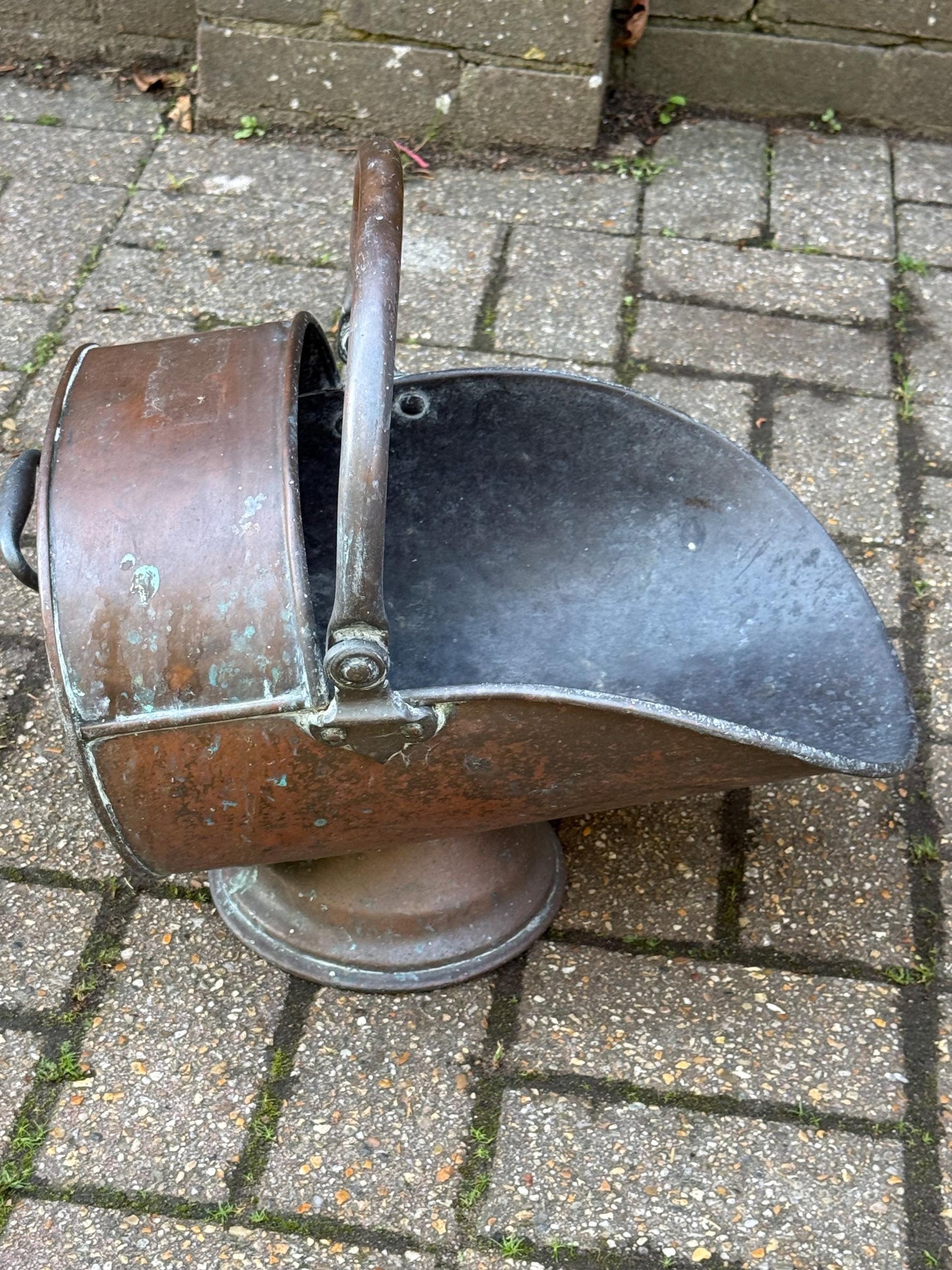 Antique Edwardian Copper Coal Scuttle with Brass Handles – Early 1900s English Fireside Bucket / Vintage Patinated Copper Planter