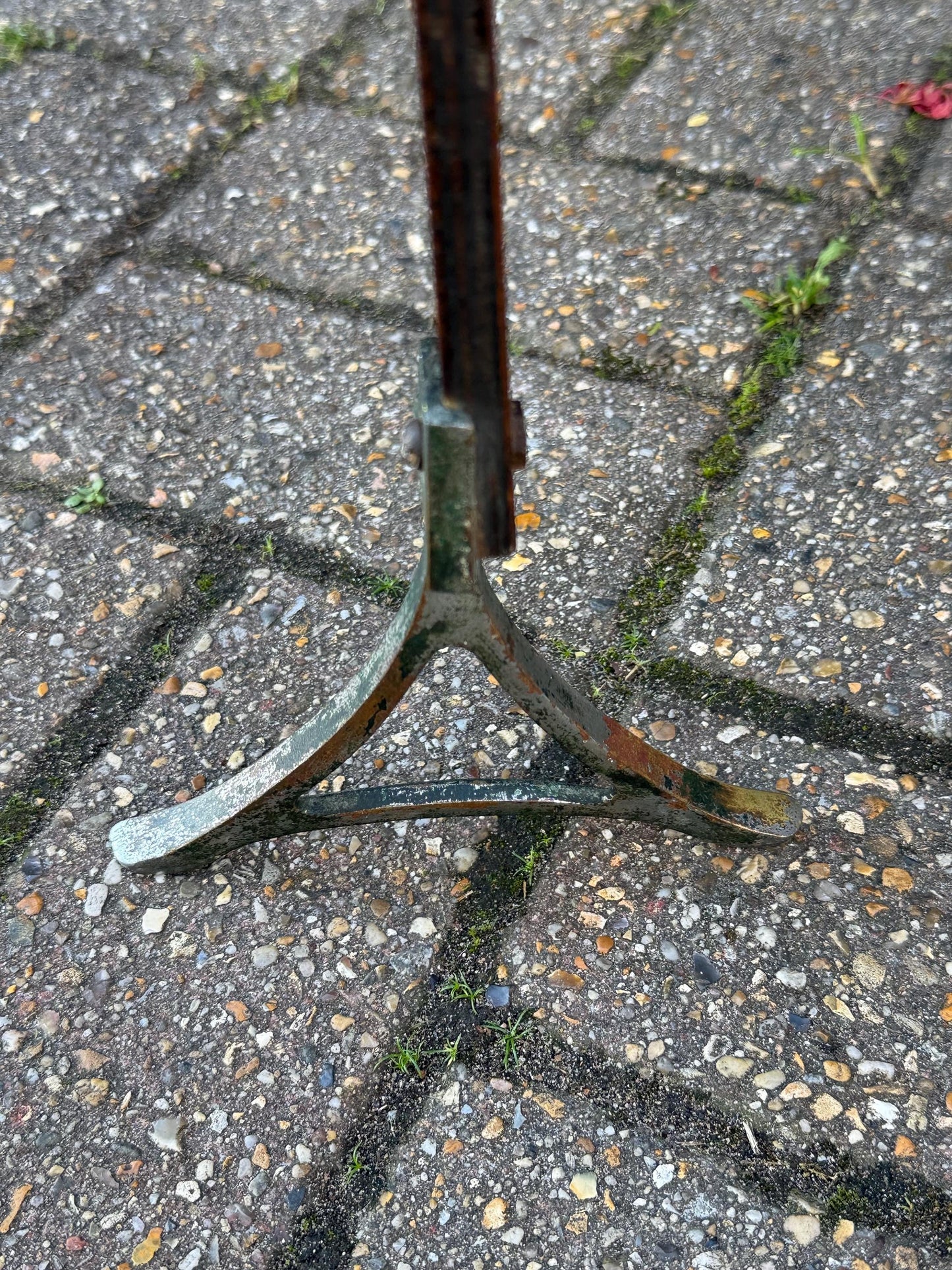 Vintage Oak Fire Screen with Hand-Painted Foxgloves – 1920s/30s English Fireplace Guard, Country Cottage Decor, art deco inspired screen