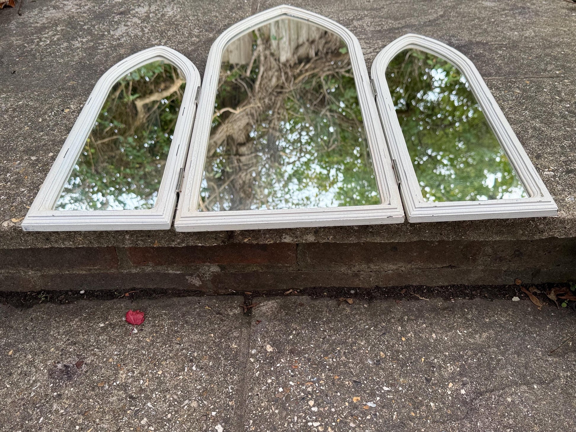 Vintage Gothic Revival Triple Arched Mirror – 1980s White Painted Folding Cathedral Arch Wall Mirror, Shabby Chic Architectural Decor