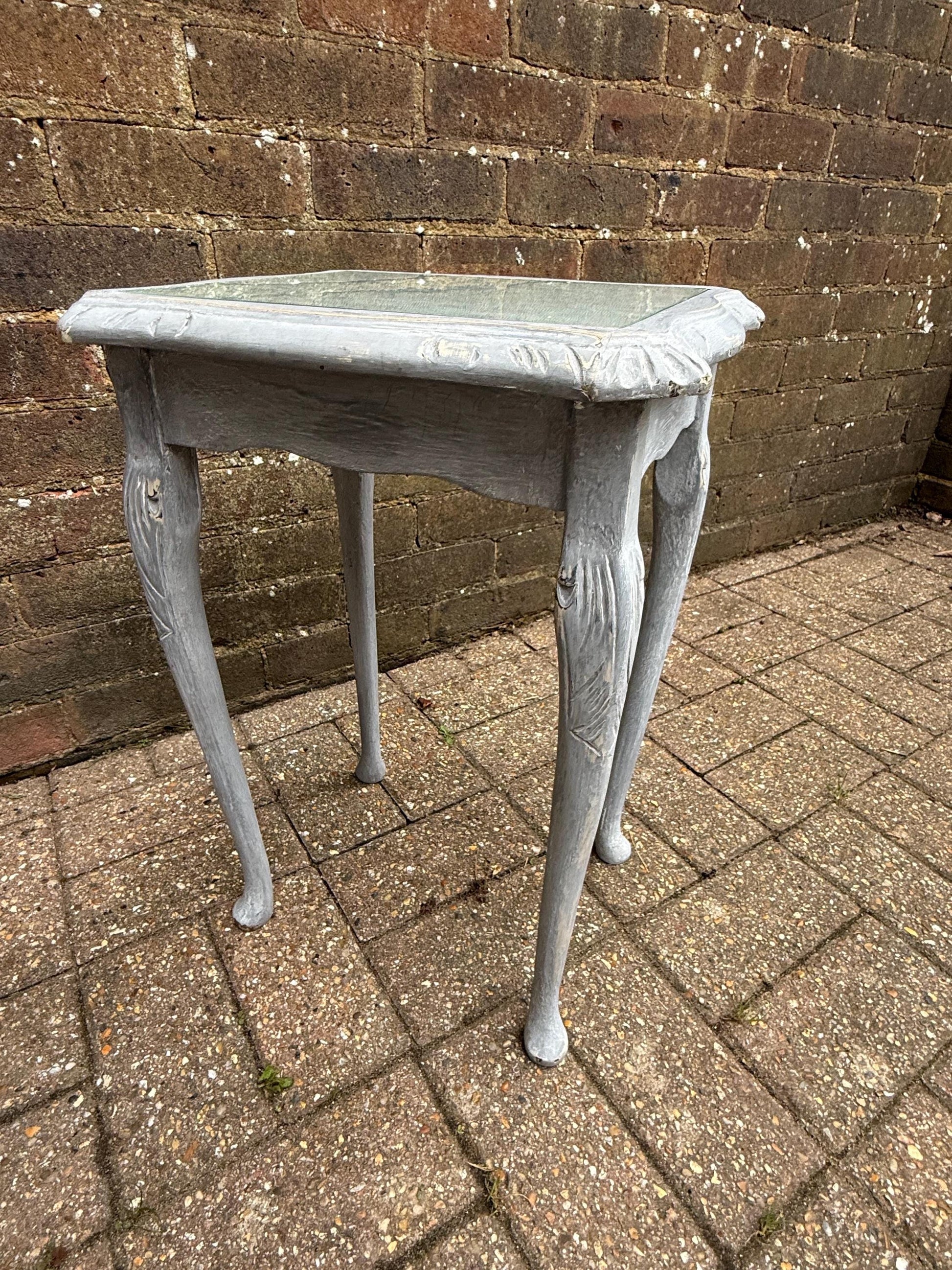 Delightful vintage shabby chic grey painted table - plant stand, lamp table, side table, small table