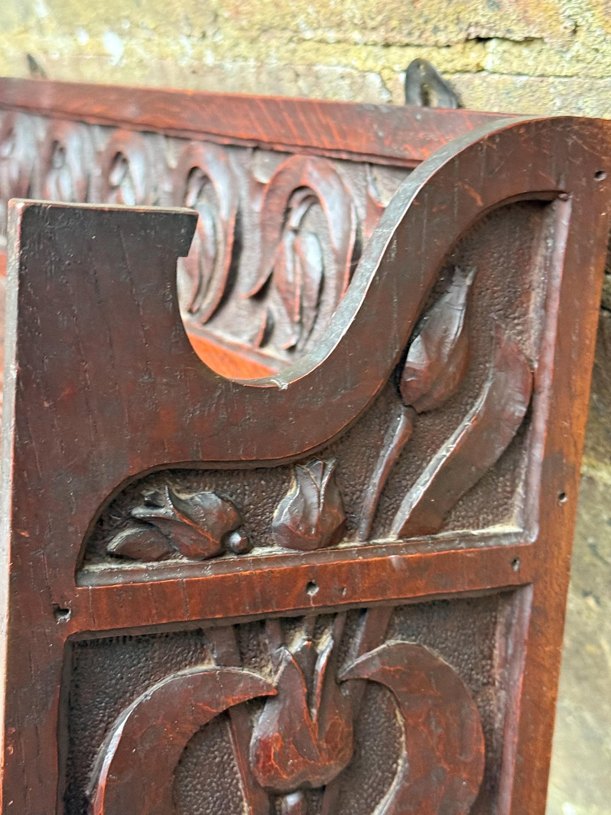 Antique Arts & Crafts Oak Wall Shelf with Hand-Carved Tulip Motif c.1910s English Country House Display Rack, antique wall shelf, oak shelf