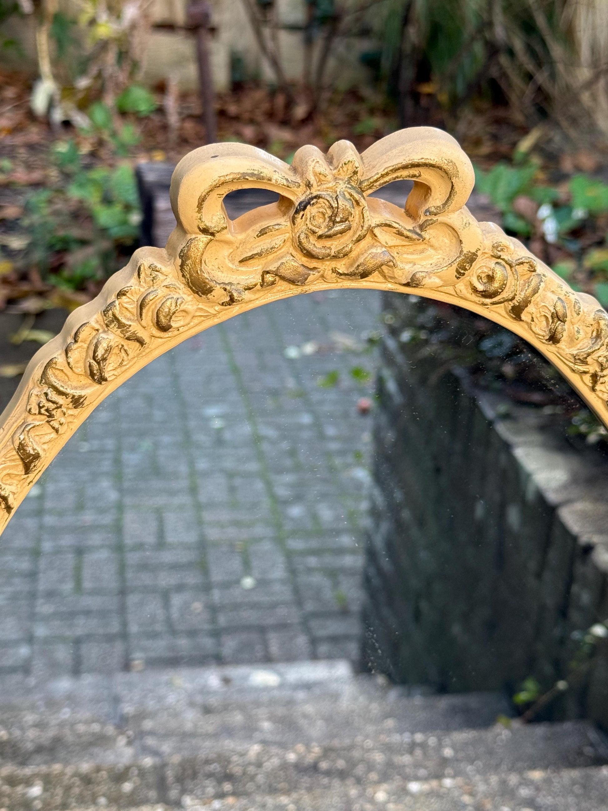 Vintage 1970s Rococo Triple Vanity Mirror, Ornate Dressing Table Mirror, French Style Swivel Oval Mirror Hollywood Regency Decor Retro decor