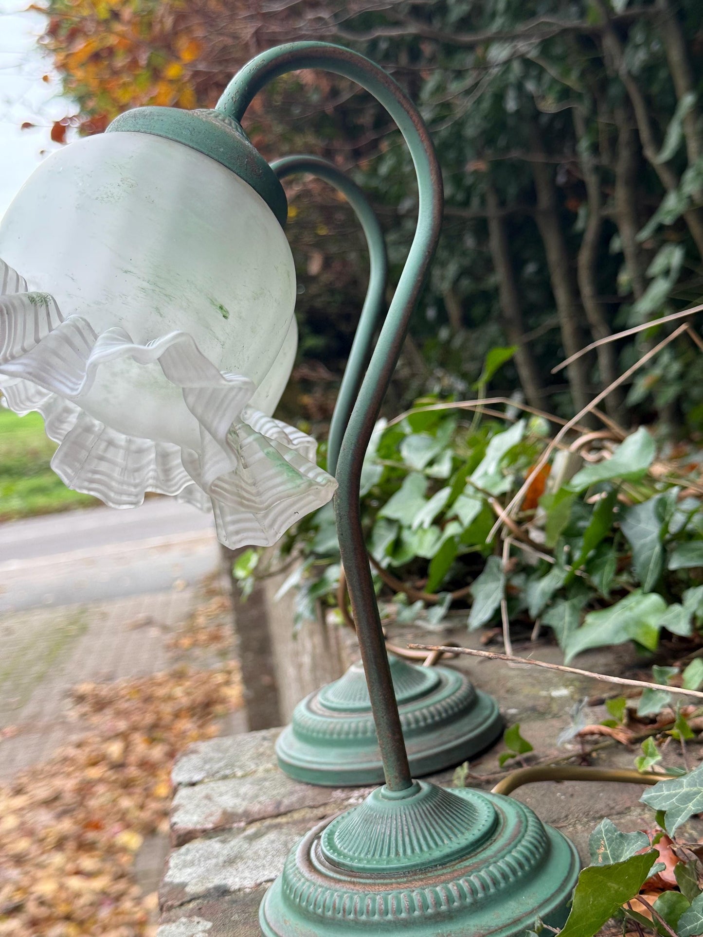 1980s Art Deco Revival Bedside Lights, Pair of Vintage BHS Ruffled Glass Table Lamps – Green Metal Base, Romantic Cottage Country Lighting