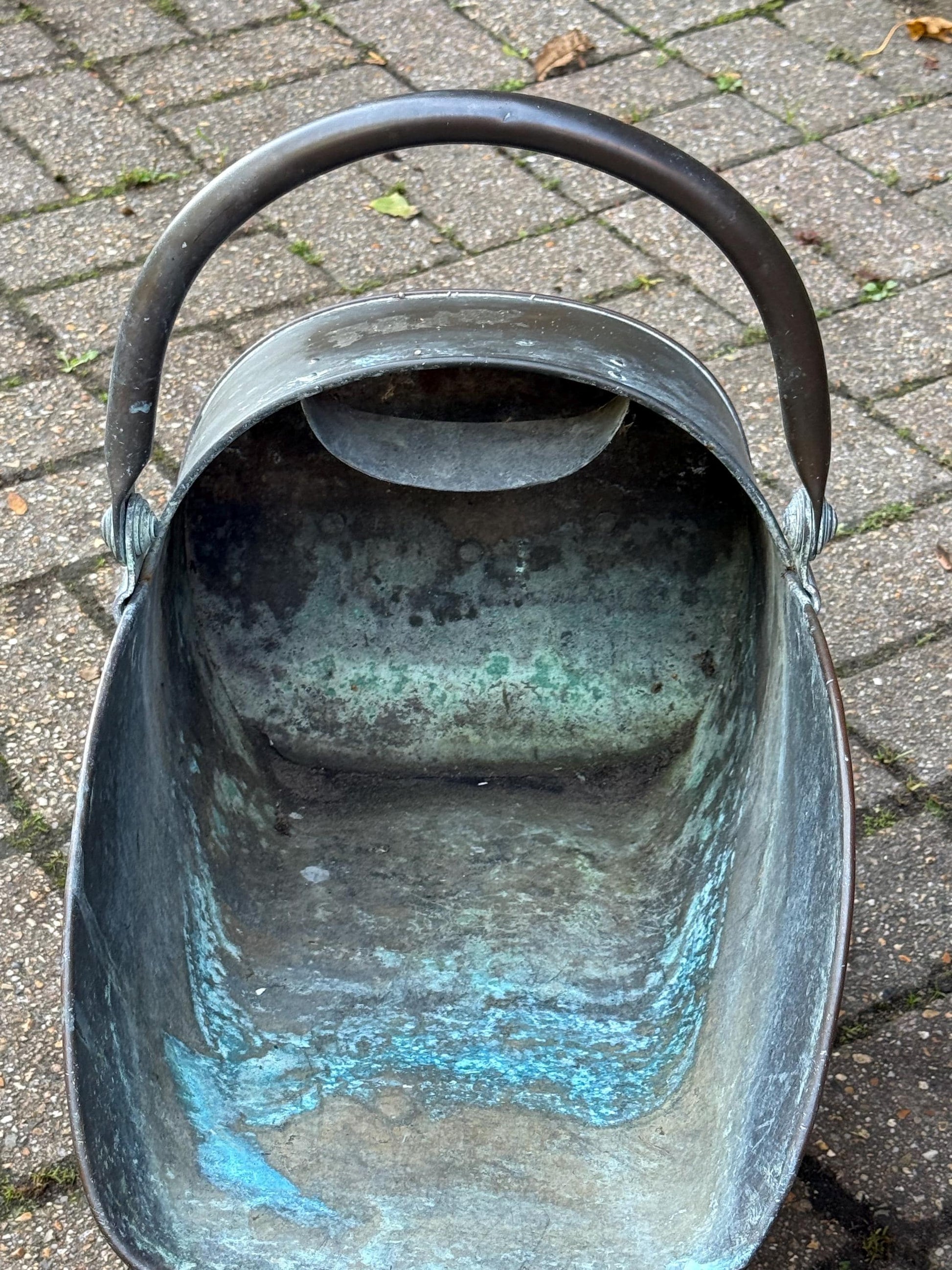 Antique Victorian Copper Coal Scuttle with Brass Handles – 19th Century English Fireside Bucket / Vintage Patinated Copper Planter