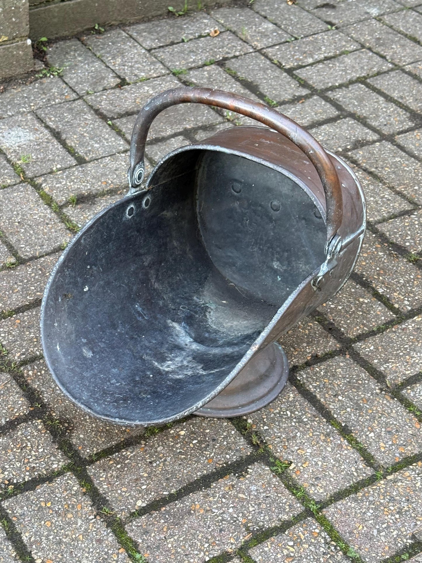 Antique Edwardian Copper Coal Scuttle with Brass Handles – Early 1900s English Fireside Bucket / Vintage Patinated Copper Planter