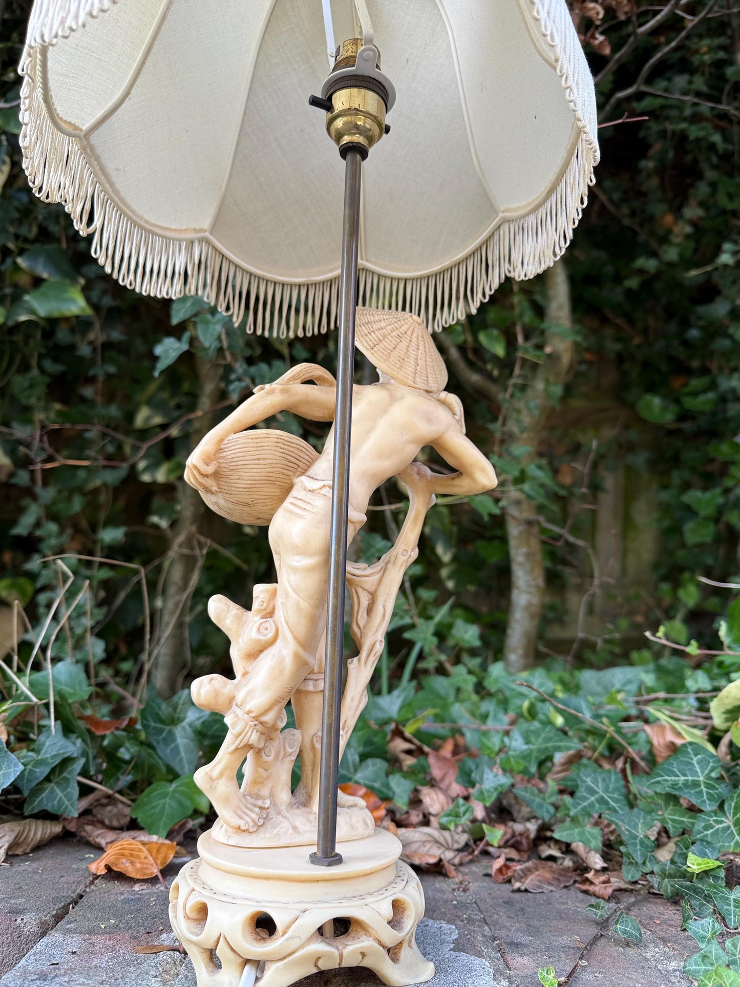 Vintage 1960s Oriental-Style, Oriental Man with baskets of produce, Resin Lamp with Fabric Shade - VGC, working retro lamp, original shade