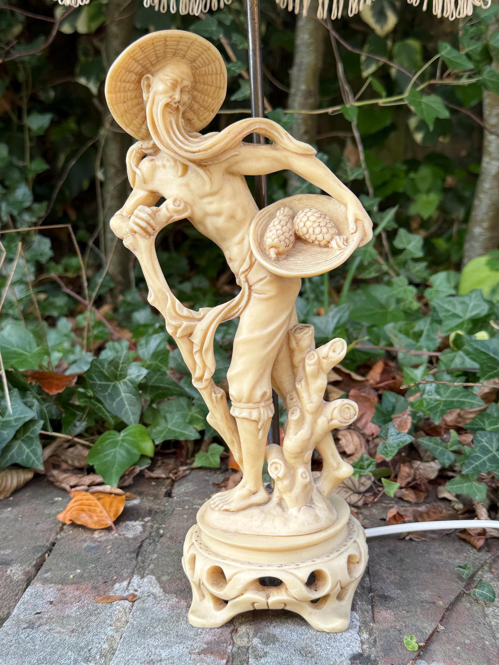 Vintage 1960s Oriental-Style, Oriental Man with baskets of produce, Resin Lamp with Fabric Shade - VGC, working retro lamp, original shade