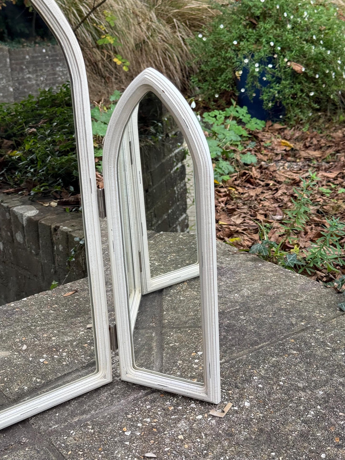 Vintage Gothic Revival Triple Arched Mirror – 1980s White Painted Folding Cathedral Arch Wall Mirror, Shabby Chic Architectural Decor