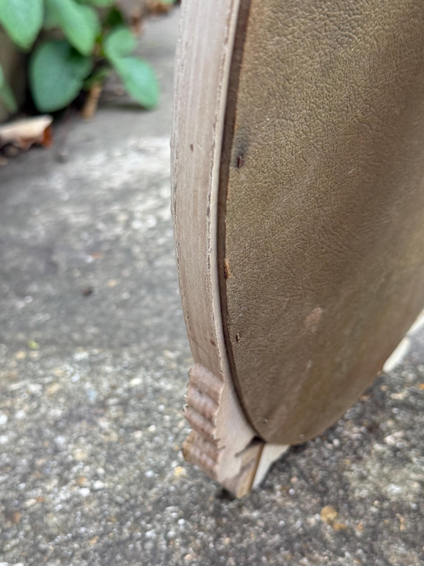 Vintage Ornate Rococo Style Dressing Table Mirror – 1960s Cream Painted Oval Vanity Mirror, ornate decorative Floral Detail, Baroque Decor