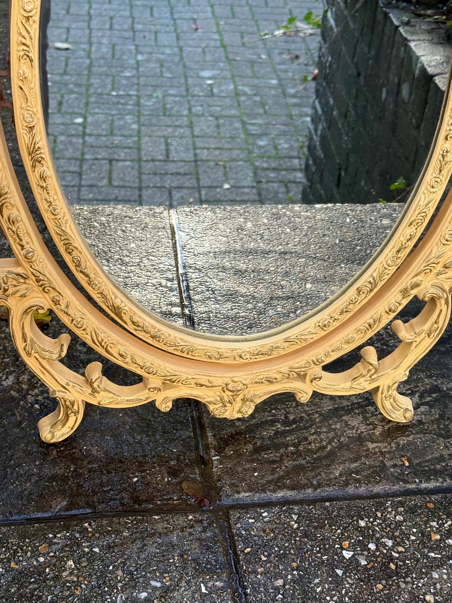 Vintage 1970s Rococo Triple Vanity Mirror, Ornate Dressing Table Mirror, French Style Swivel Oval Mirror Hollywood Regency Decor Retro decor