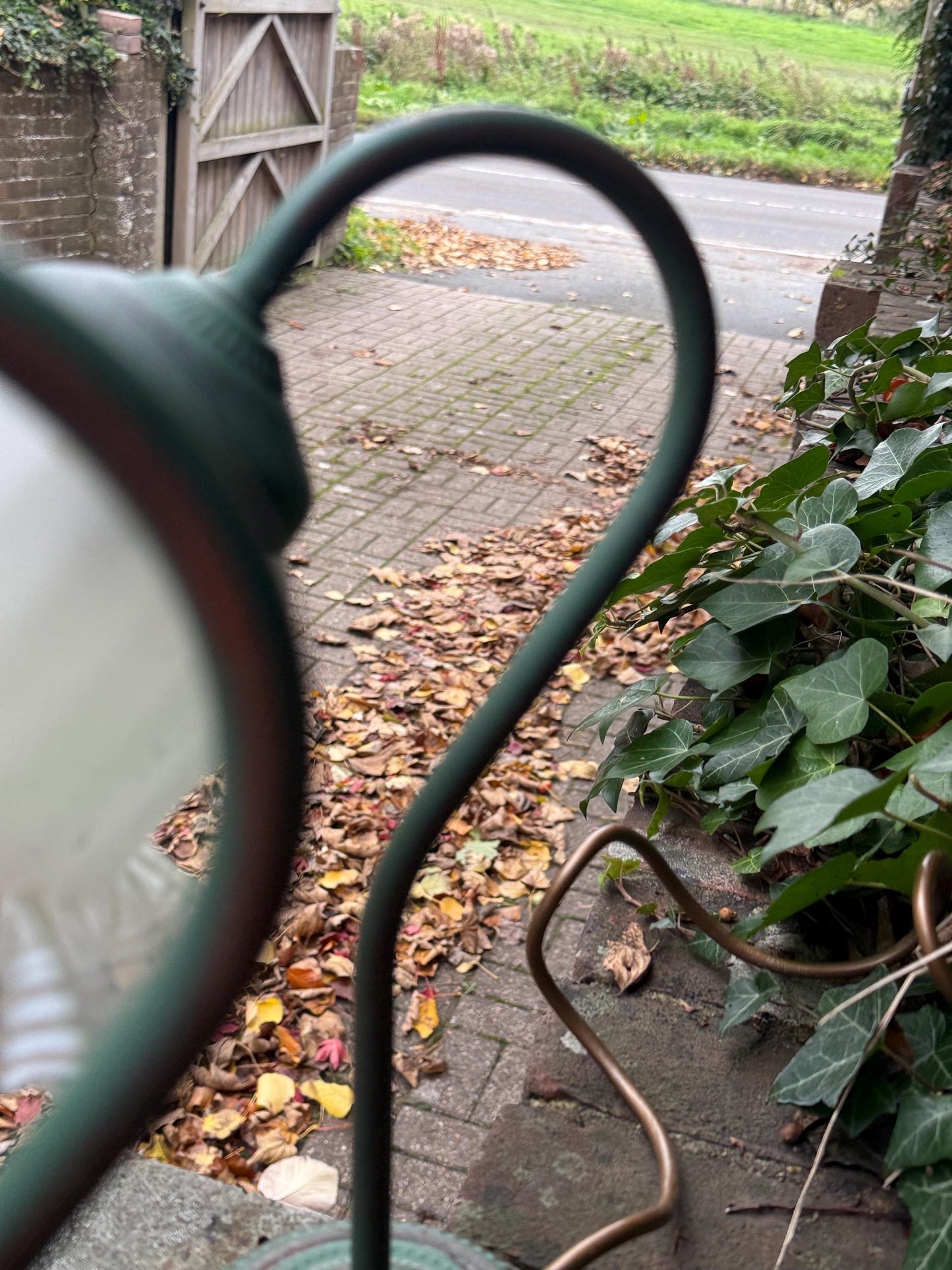 1980s Art Deco Revival Bedside Lights, Pair of Vintage BHS Ruffled Glass Table Lamps – Green Metal Base, Romantic Cottage Country Lighting