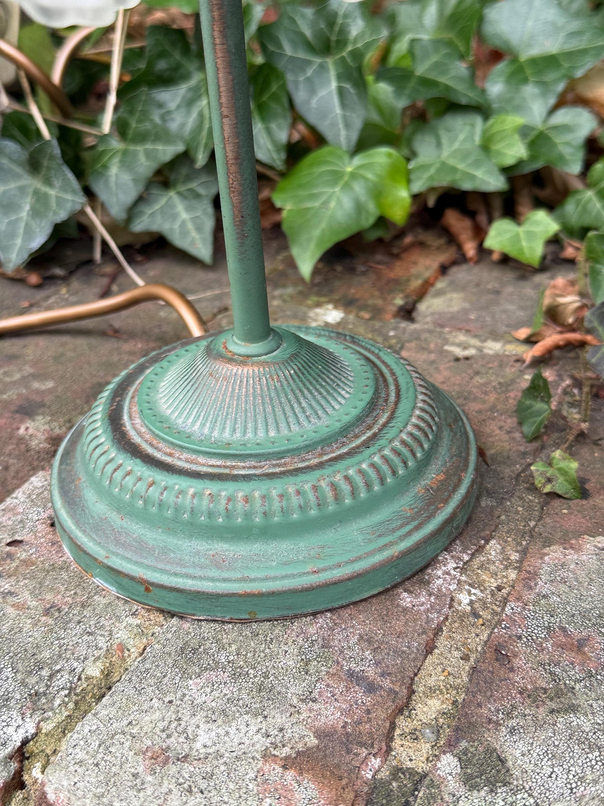 1980s Art Deco Revival Bedside Lights, Pair of Vintage BHS Ruffled Glass Table Lamps – Green Metal Base, Romantic Cottage Country Lighting