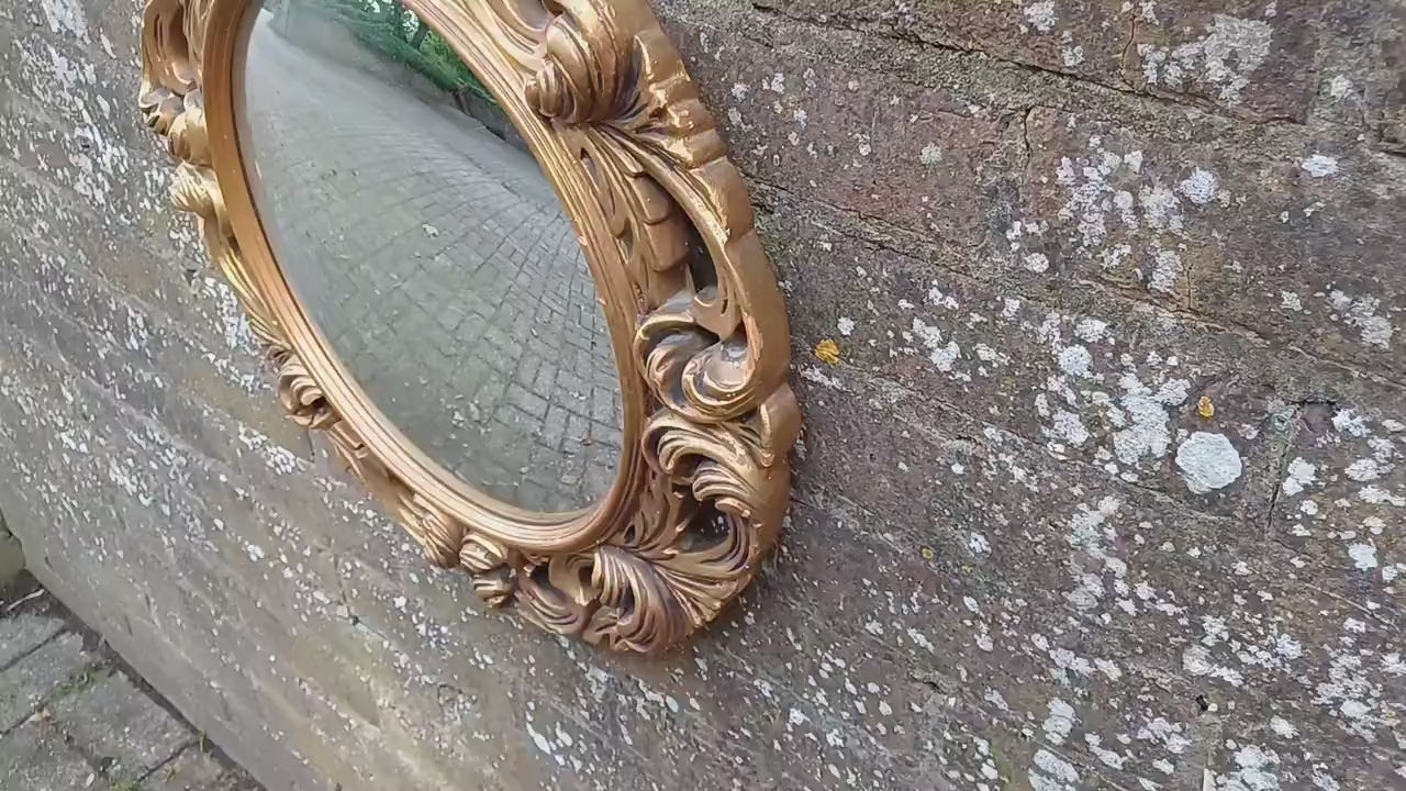 Vintage Round Plaster Gilt Gold Wall Convex Mirror Ornate Decoration.