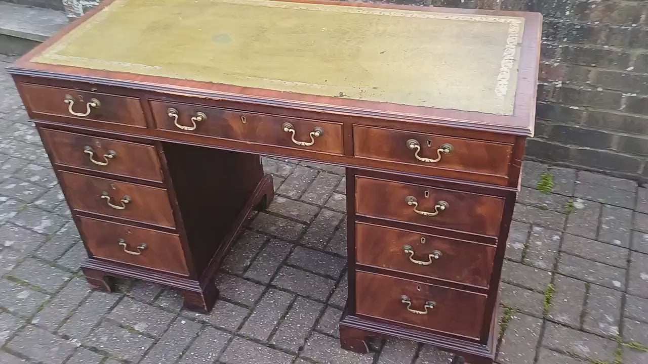 Vintage Mahogany Kneehole Pedestal Desk. Nine Drawers. Splits.