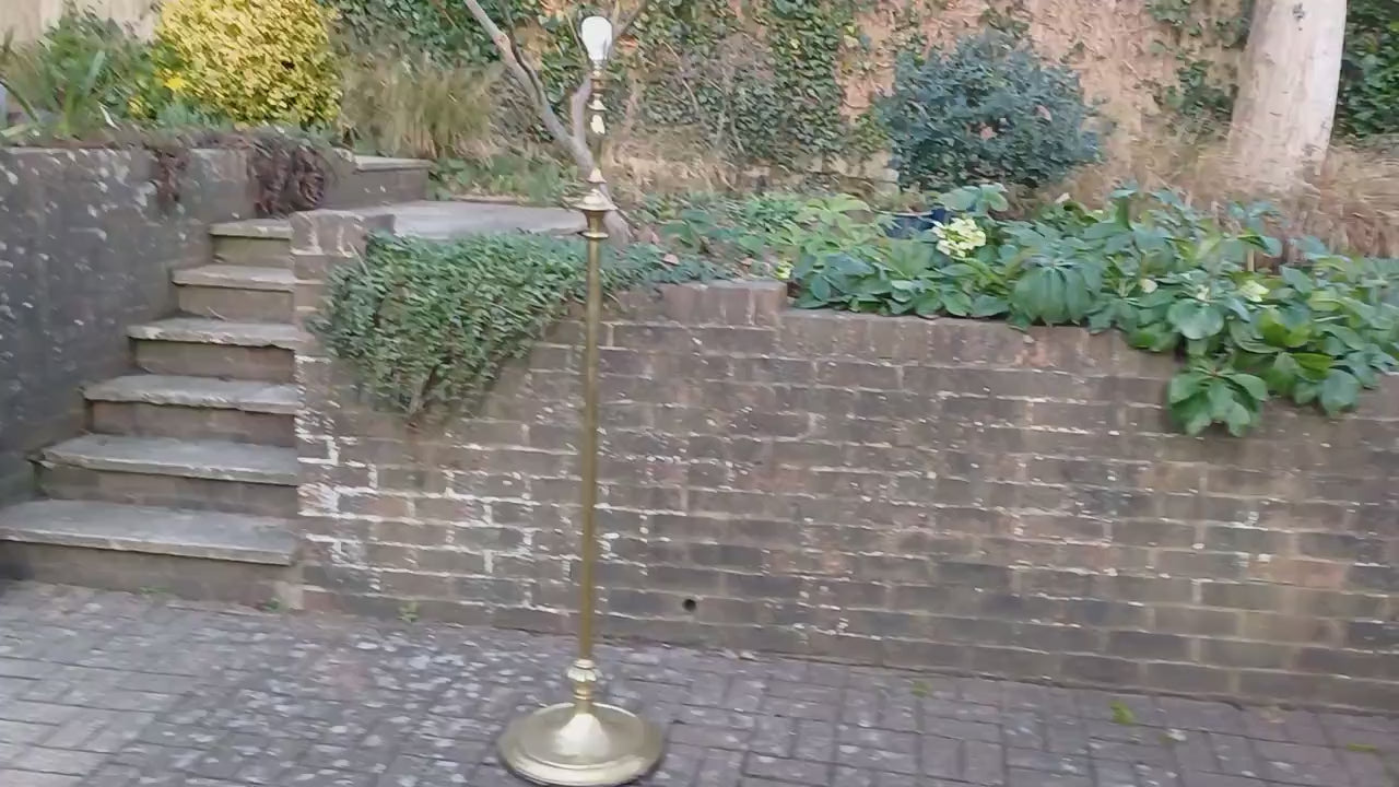 Impressive Top Quality Brass Victorian Standard Lamp. Very Heavy.